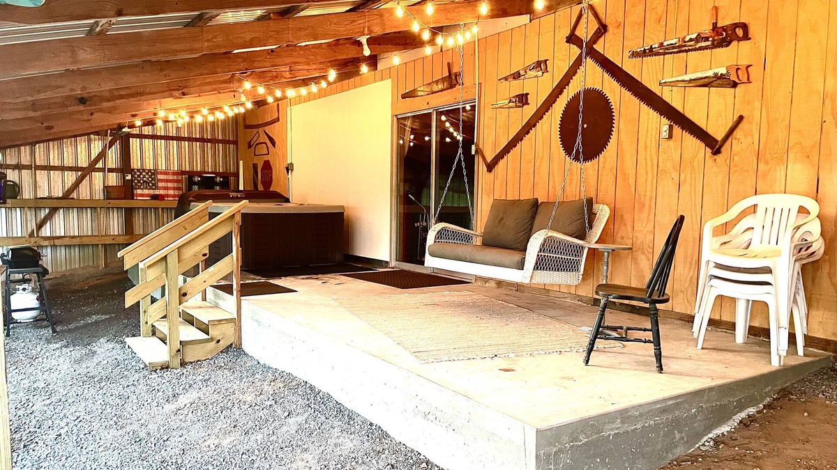 Tahlequah Cabin | Private setting in town with large yard and fire pit! Unique, vintage decor!