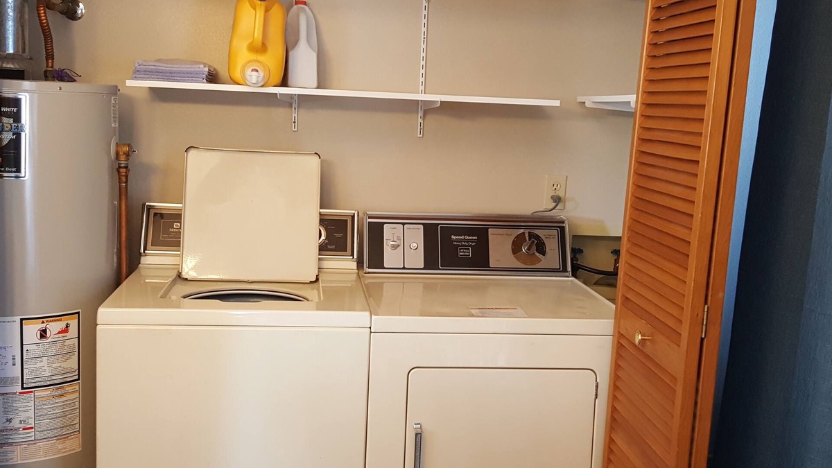 Spokane Apartment | Private Spacious Apartment in Quiet, Safe, Cozy neighborhood - NO STAIRS!