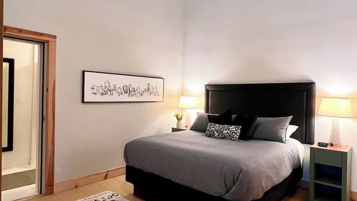 Burnet Apartment | Private Spacious Barndominium