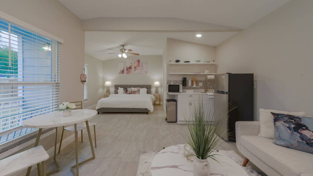 Azalea Park Apartment | Private Studio near parks & DNTN