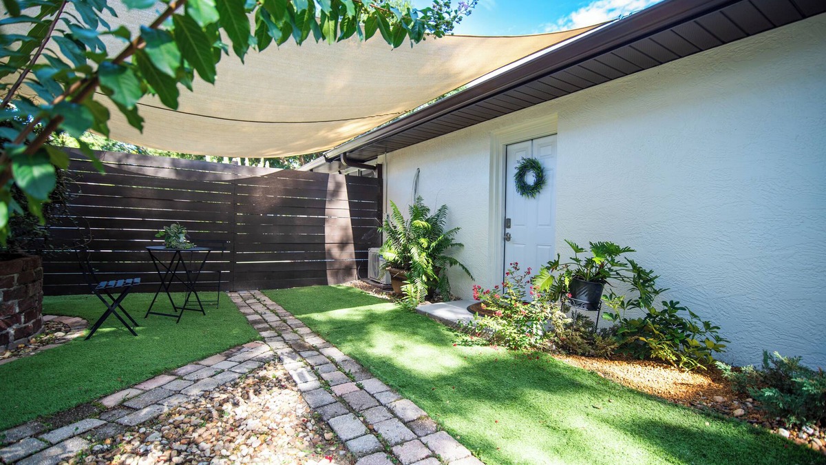 Lakeland Apartment | Private Studio Suite