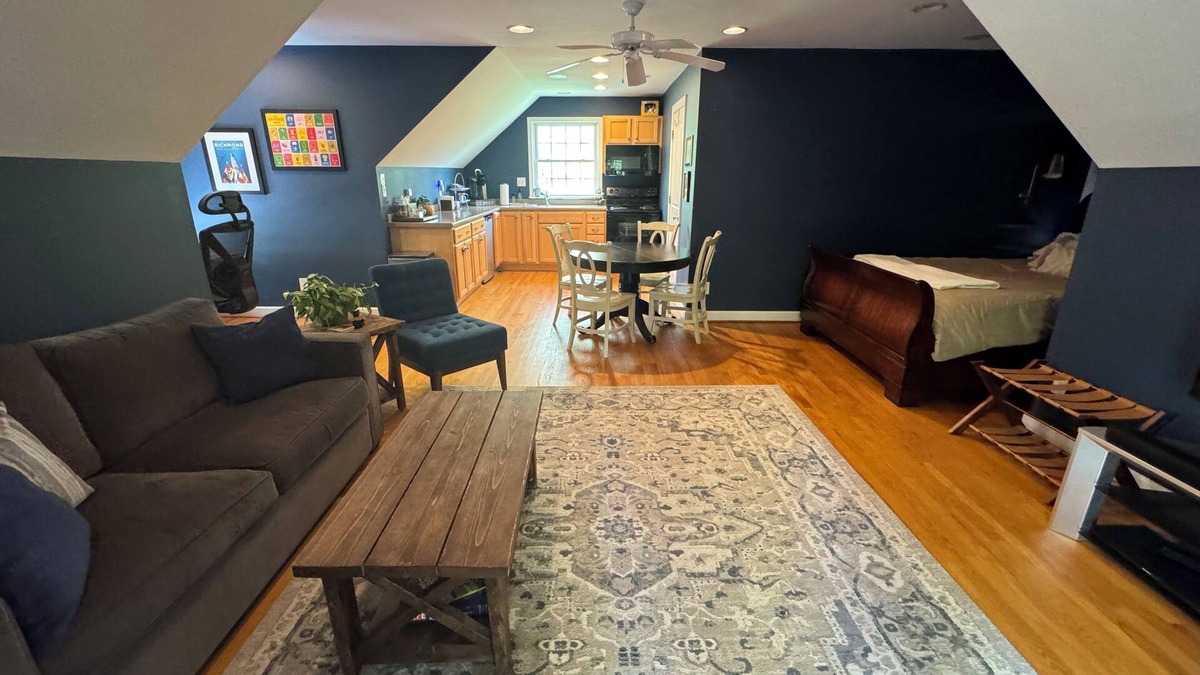 Batesville Apartment | Private studio apartment in the heart of Ivy, Virginia