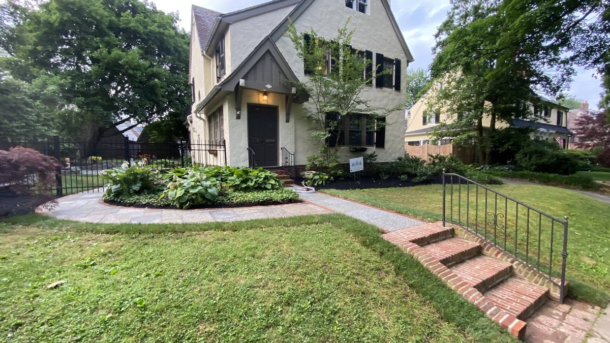 Wilmington Apartment | Private Studio walking distance to restaurants, night life, golf.