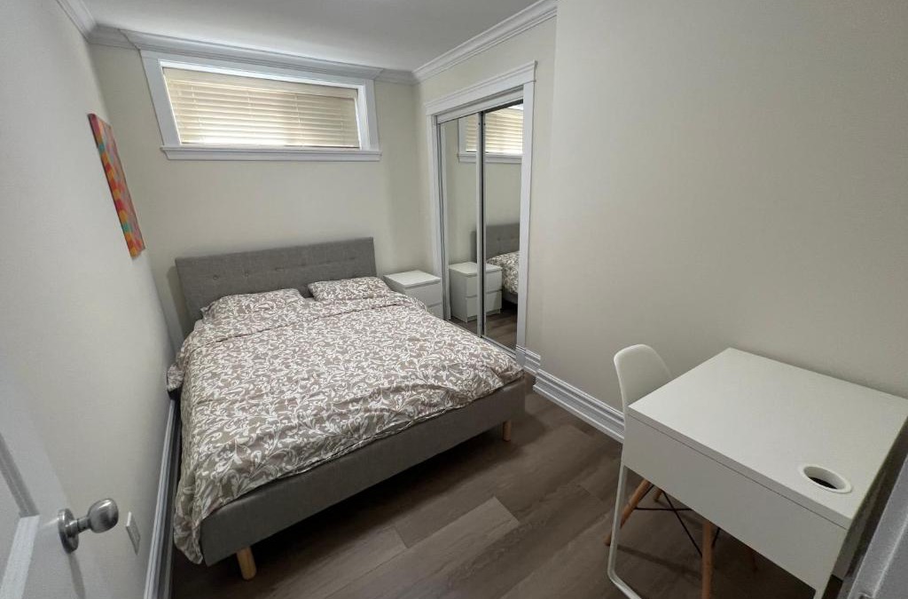 Sunset Apartment | Private suite 1 bed 1 bath 15 mins YVR and downtown 舒适安静