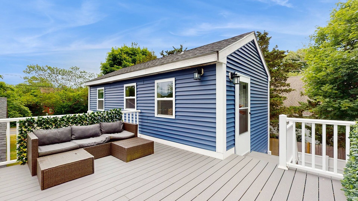Oak Bluffs Apartment | Private suite with roof deck, near golf, bus stop, shops, and trails