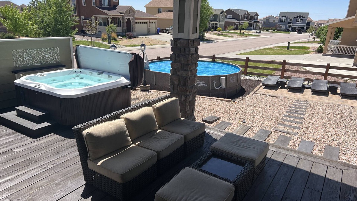 Peyton House | Private Swimming Pool and Hot Tub