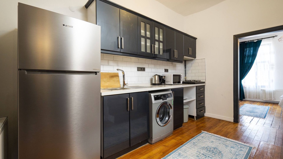 Tophane Apartment | ★Private Terrace ★5 mins to GALATA TOWER ★Stunning Views