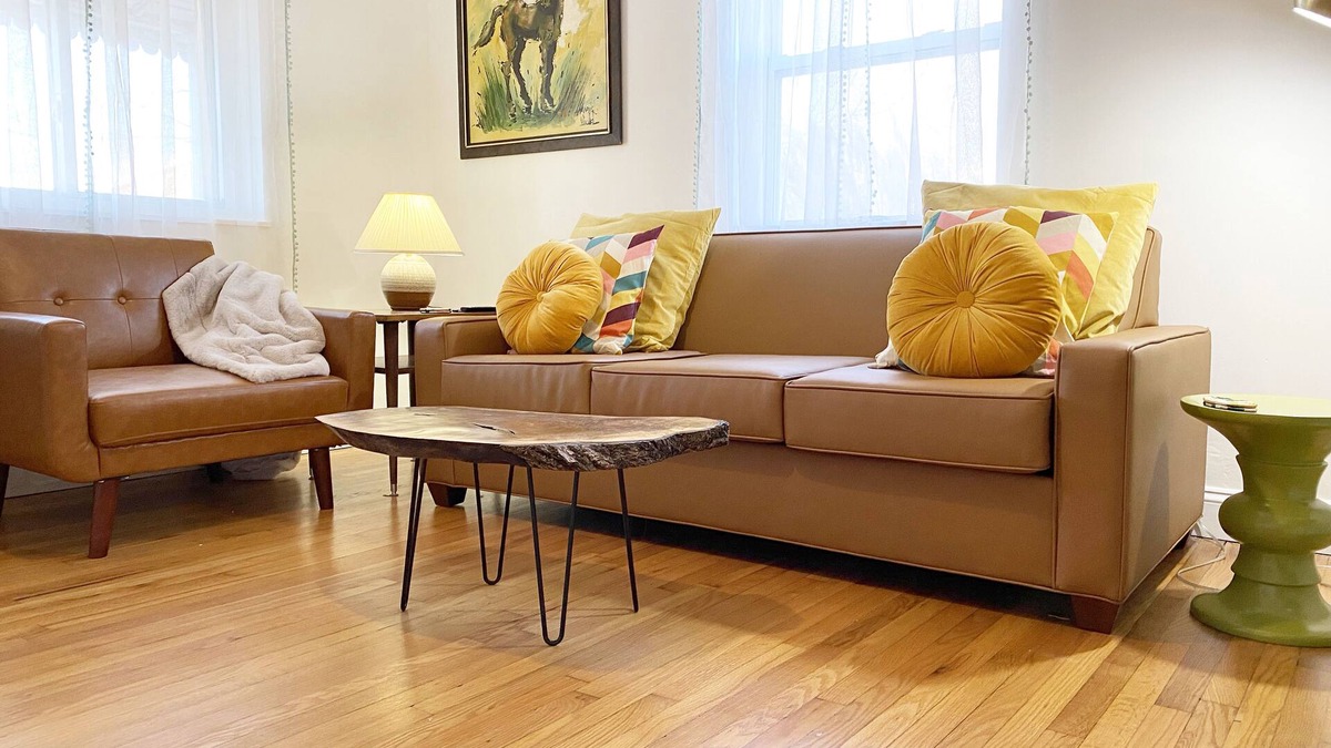Lindenwood Park House | Private & Tidy Home Near Forest Park & Italian Hill