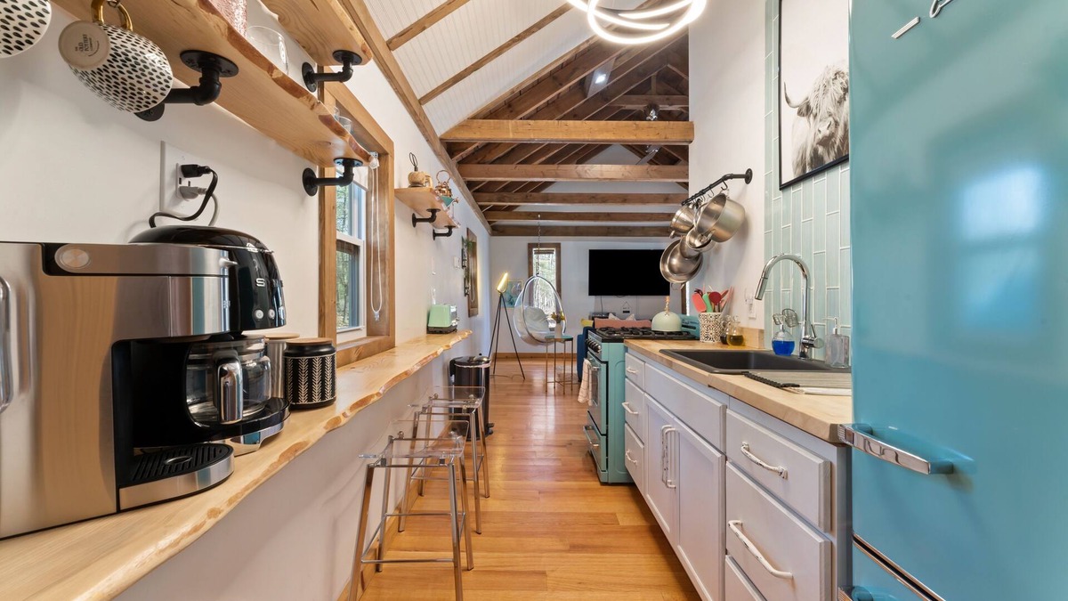 Rowland Cabin | Private Tiny Cabin in the Poconos