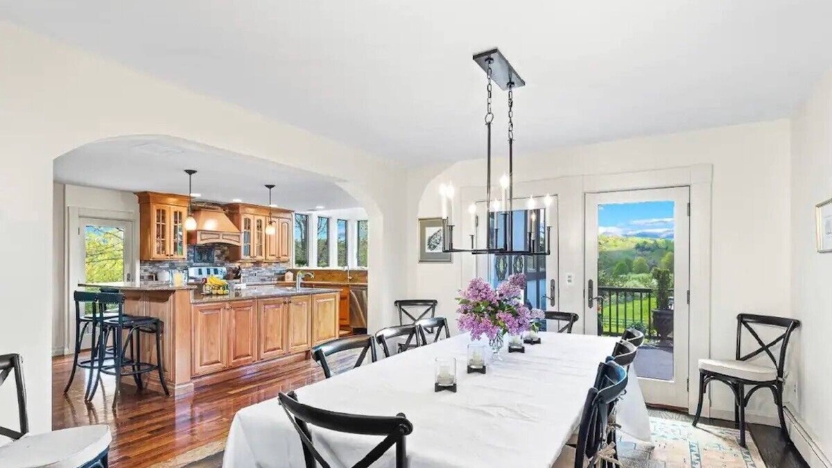 Millbrook House | Private Tudor style 5 bedroom home in country setting.
