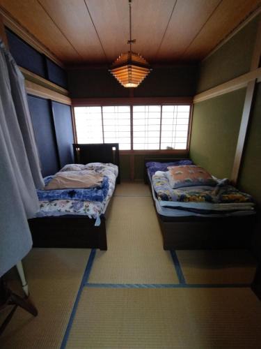 Isinomaki House | Private Twin Room in Ishinomaki, Non-Smoke, Free Parking, Cat Island, Wifi1