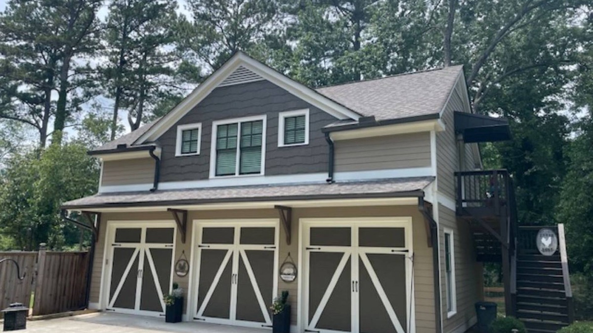 Roswell House | Private & Upscale Modern Carriage House - 7 Min Walk to Downtown!