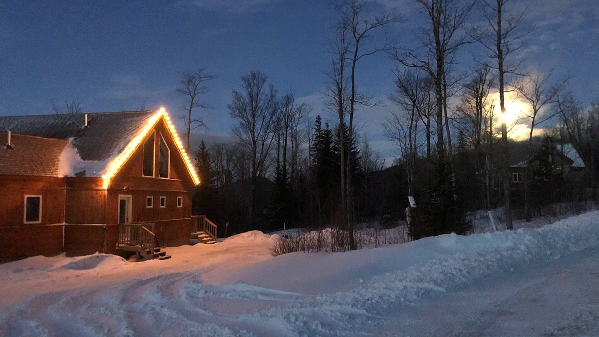Rangeley Ski Chalet | Private Chalet on Saddleback Mountain Ski Resort - Ski In/Ski Out