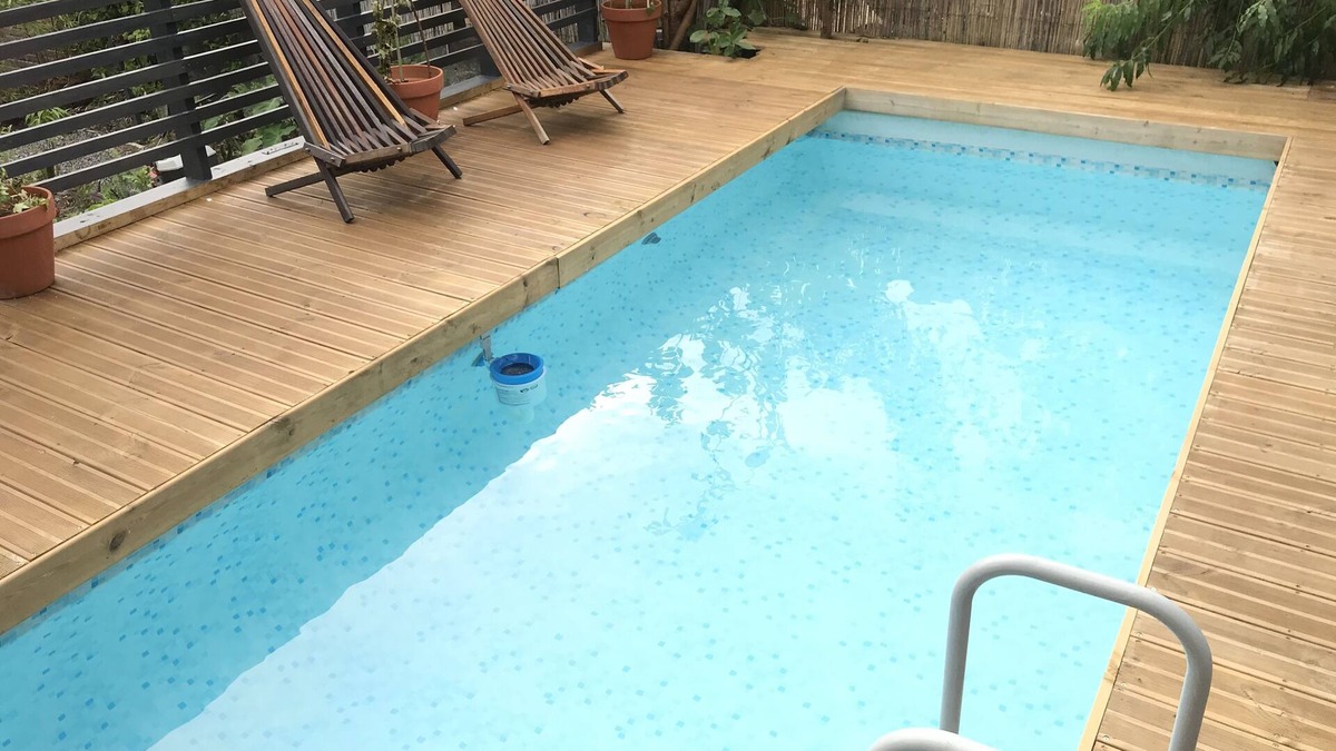Centre Ville House | Private villa/hot tube/garden