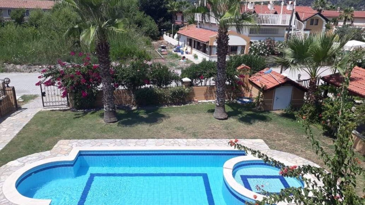 Dalyan City Center Villa | Private villa in Dalyan 4 bedroomed, 3 bathrooms with swimmingpool