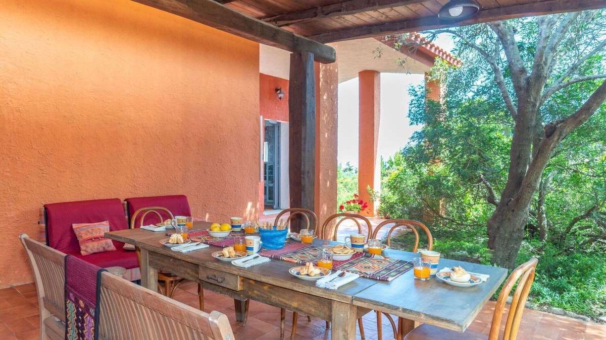 Paduledda Villa | Private Villa with A/C, WIFI, private pool, TV, terrace, pets allowed, panoramic view, parking