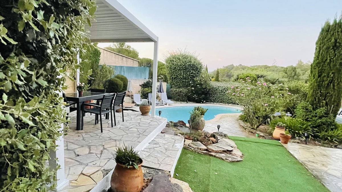 Valescure Villa | Private villa with pool
