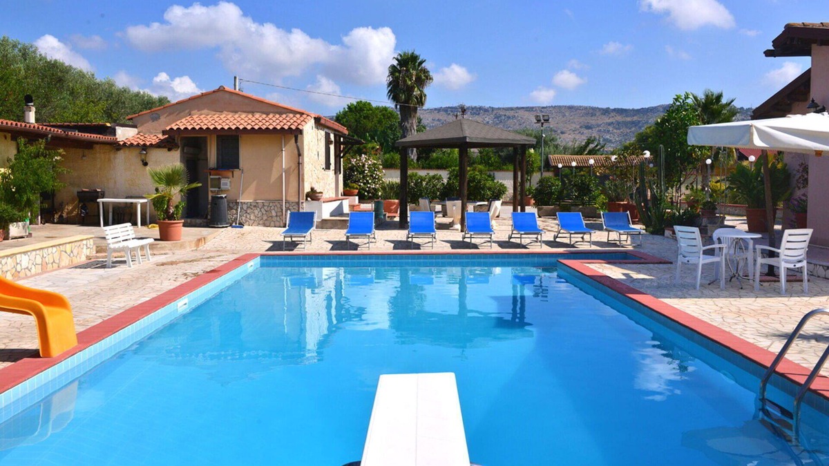 Solarino Villa | Private Villa with private pool, A/C, WIFI, TV, patio, pets allowed, panoramic view, parking
