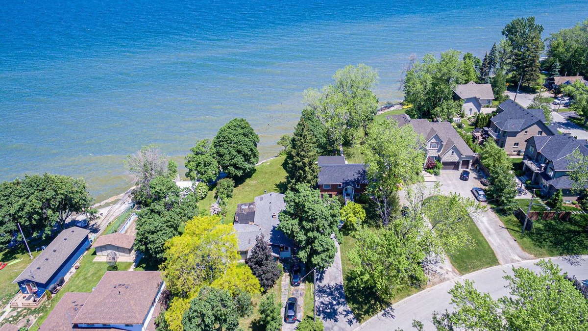 Stoney Creek House | Private Waterfront Paradise Home on Lake Ontario!