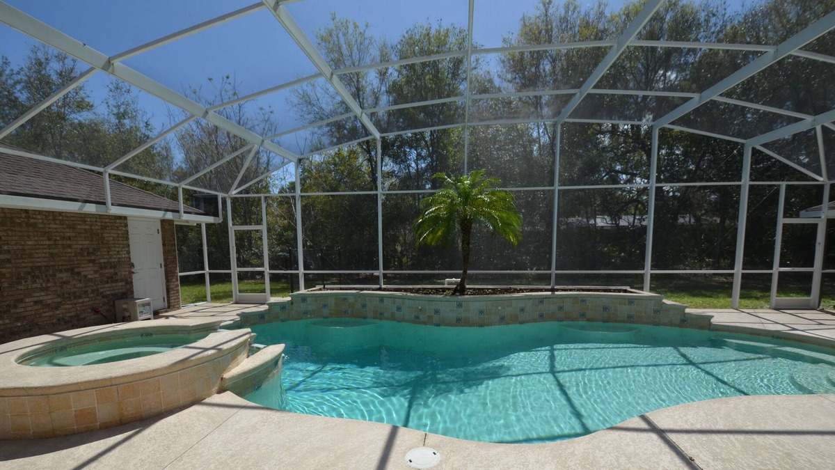 Seminole Woods House | Private Wooded 1 Acre Estate w/ Pool Minutes From Daytona Beach Speedway/Beaches