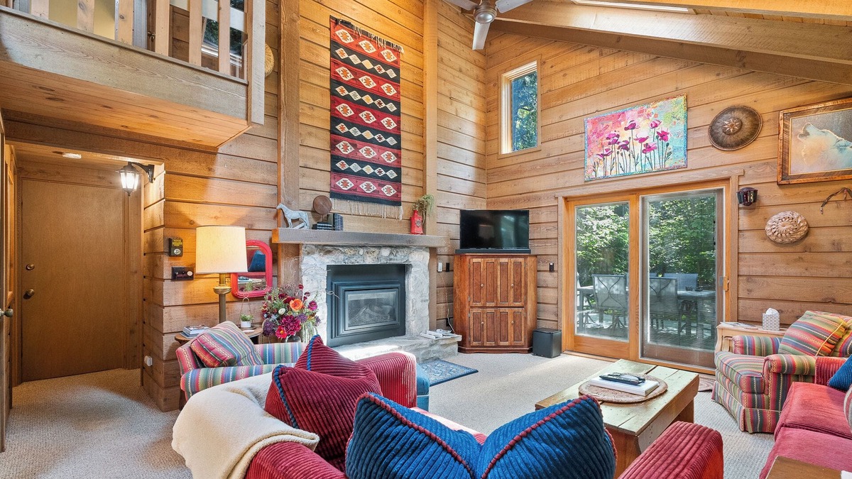 Ellison Bay House | Private Wooded lot near Wagon Trail in Ellison Bay