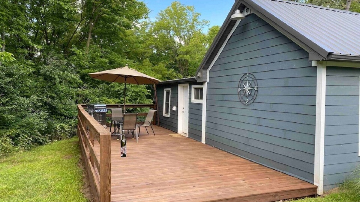 Keosauqua House | Private Woodsy Cabin close to River and Keosauqua