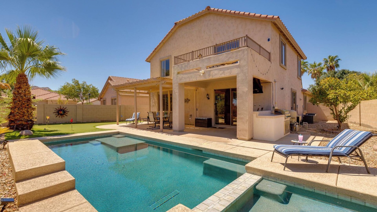Legacy House | Private Yard & Fairway View: Phoenix Golf Retreat!
