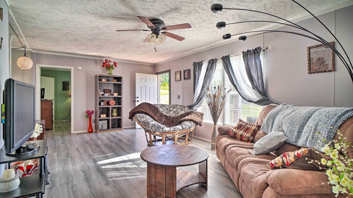 Mohawk House | Private Yard & Fire Pit: Pet-Friendly Midway Abode