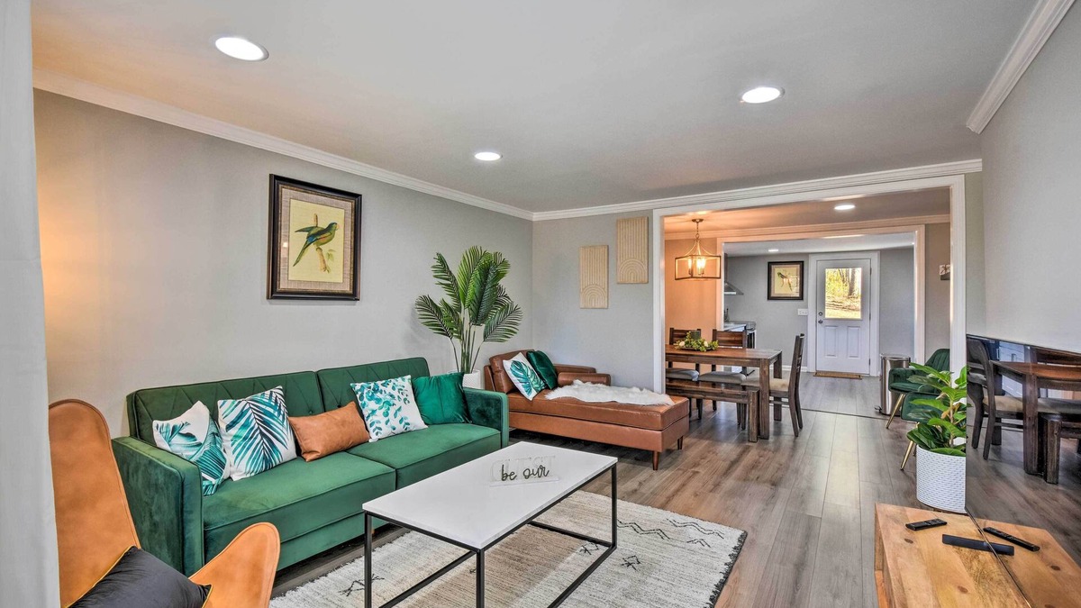 Commerce House | Private Yard + Fire Pit: Commerce Home!
