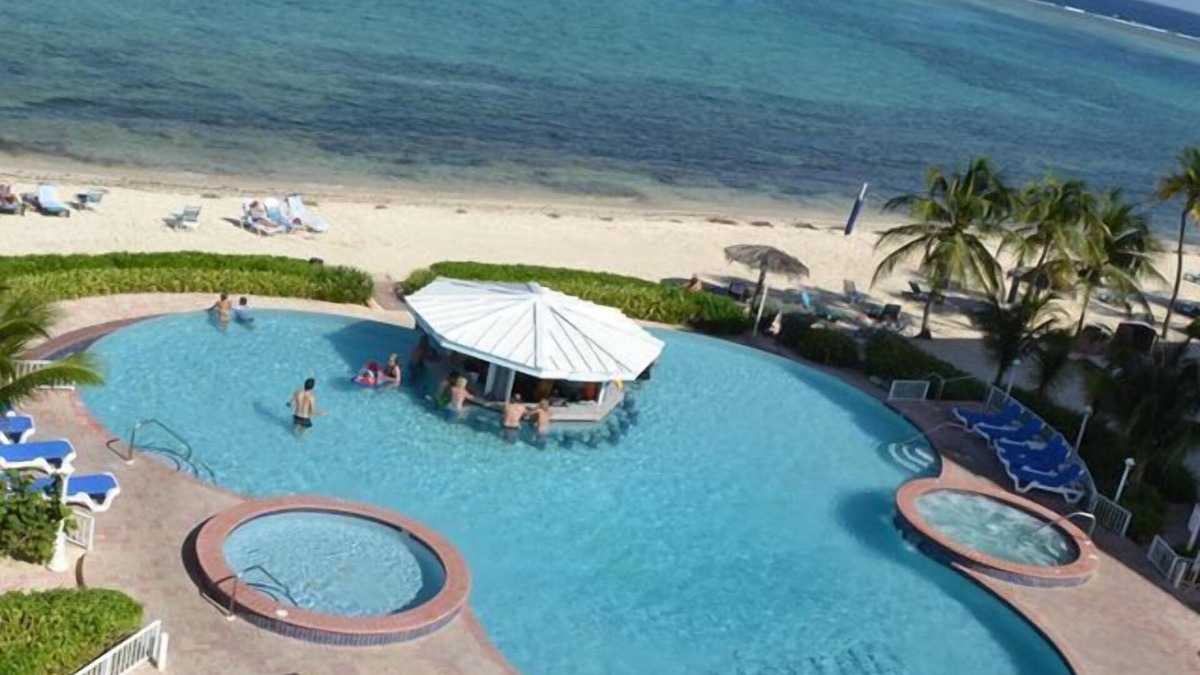 Colliers Bay Condo | Privately Owned Deluxe Condo, Sleeps 4, At The Morritt's Resort Grand Cayman