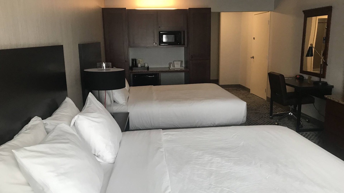 South Bend Hotel | Privately Owned Hotel Room, less than 2 miles to UND!
