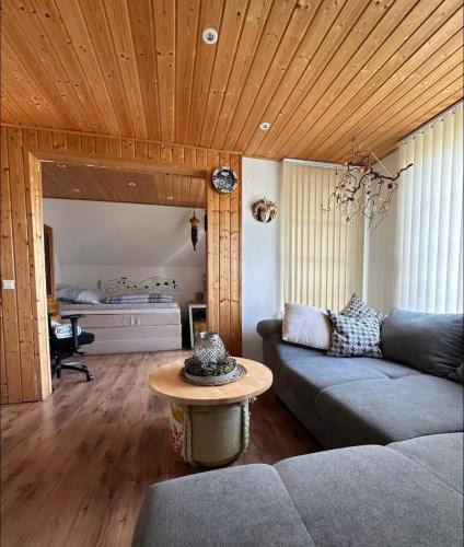 West House | Privatzimmer bei Renate am Grünen See