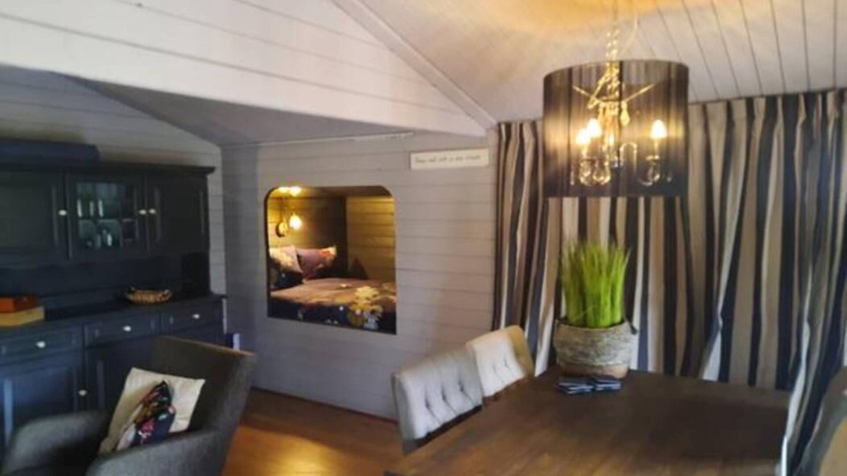 Hitzum Cabin | Prive jacuzzi, cows, dairyfarm, relaxing, sleeping