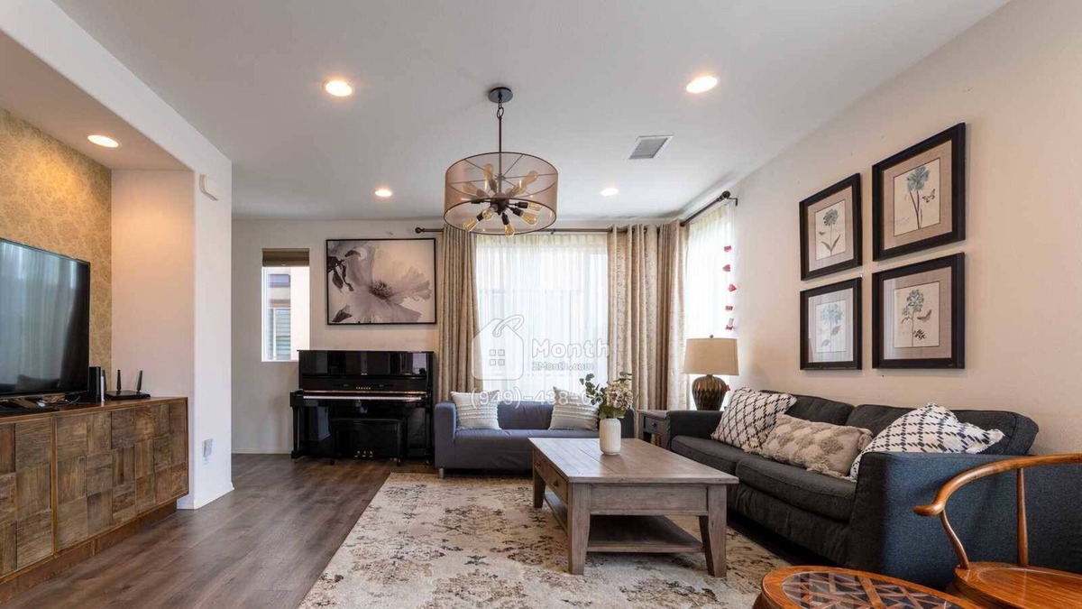 Glendora House | Prized Getaway on W Rte 66