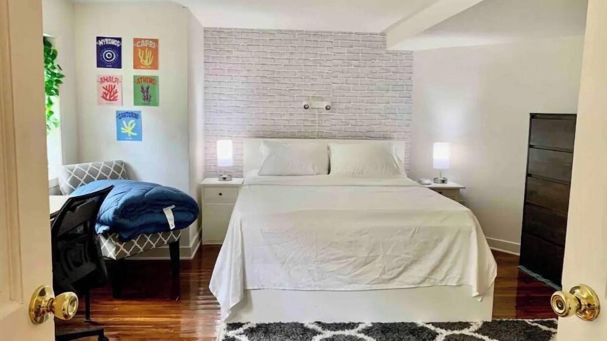 Reed-Cooke Apartment | Pro Clean 96-Walk Score Adams Morgn/U St Cozy!