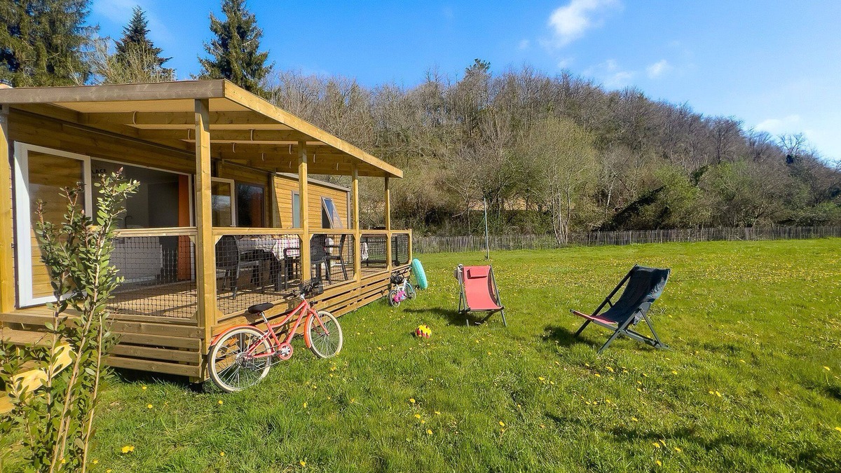 Tamnies House | Proche Lac | Camping 4* | Piscine | Climatisation