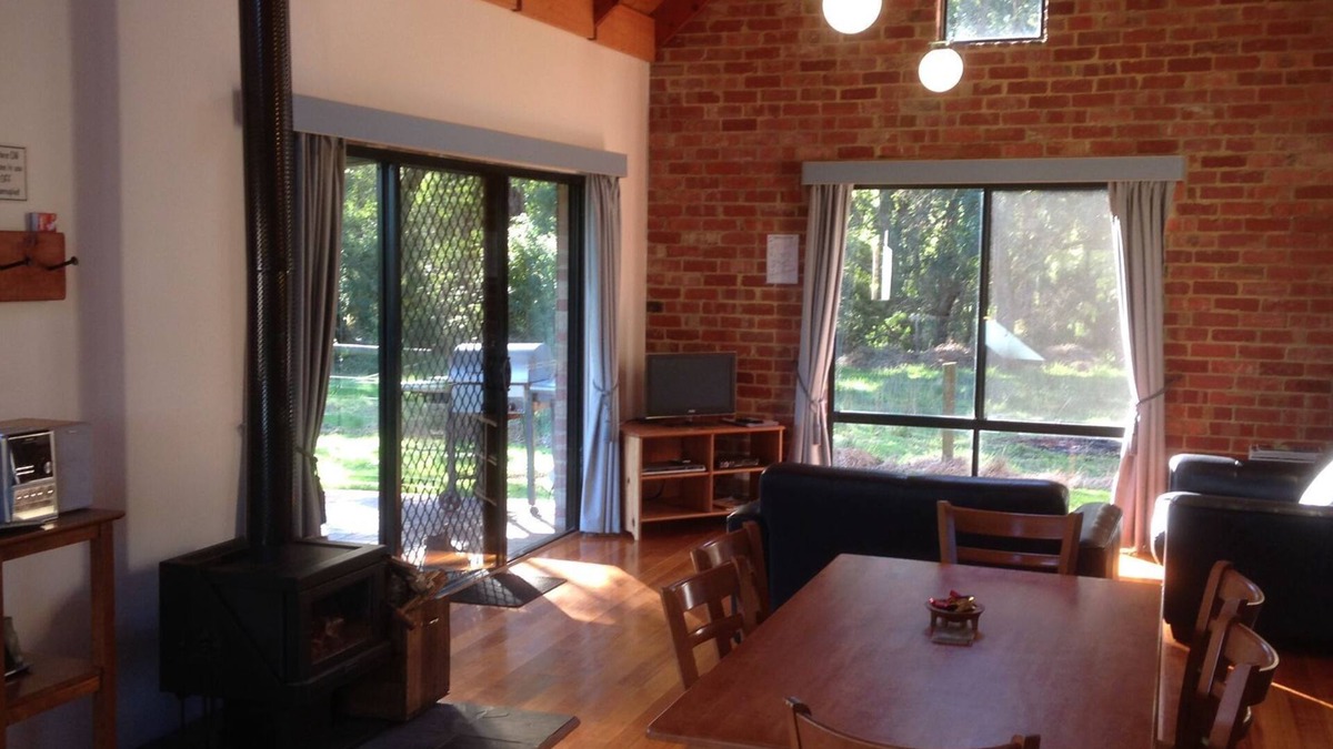 Waratah North Cottage | Prom Coast Holiday Lodge - Holiday Home 2