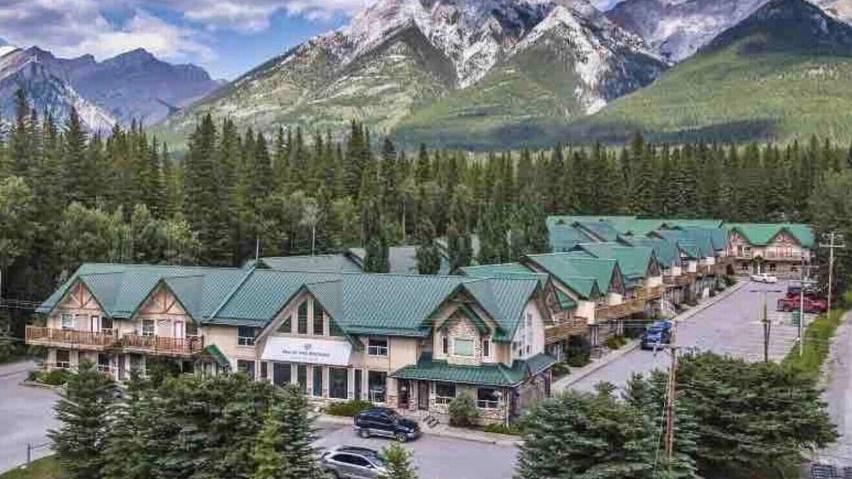 Harvie Heights House | Promotion ongoing!❤Family Fun Private Banff Close EntireThome❤