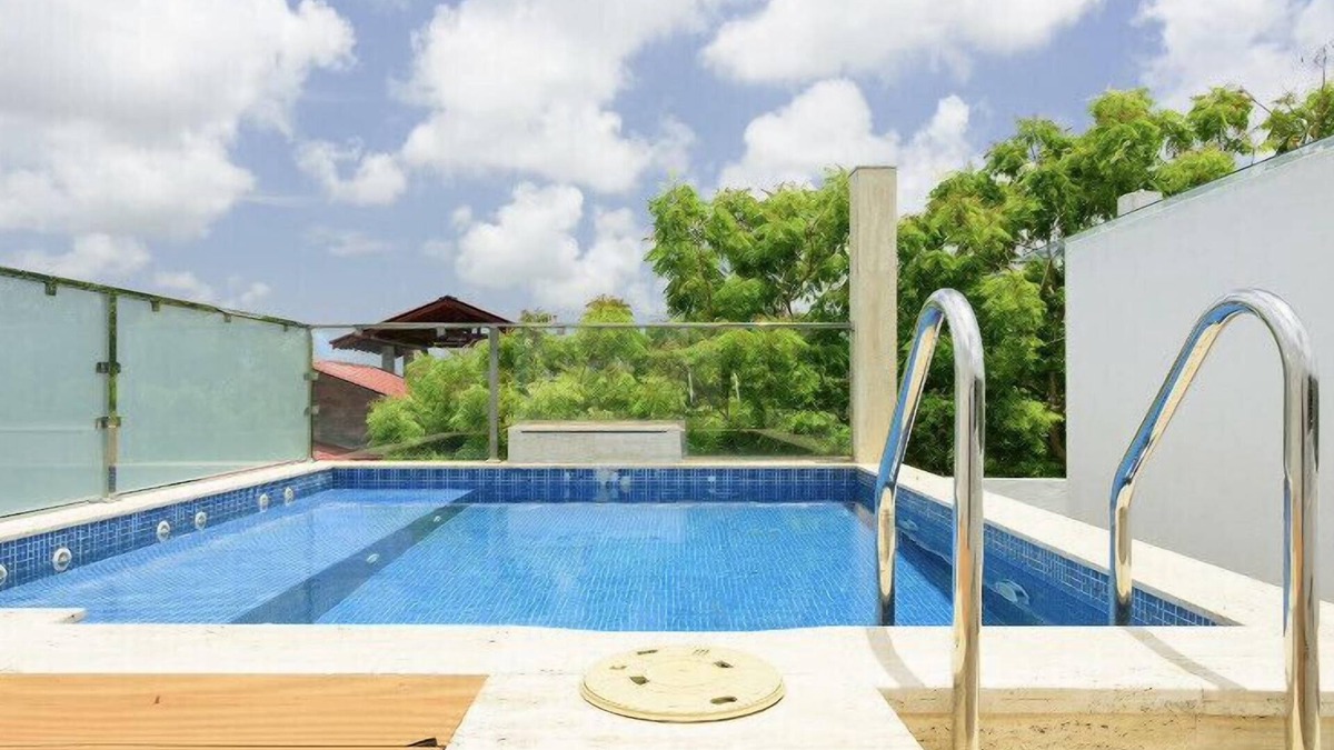 Pita Kotte House | PropertyOne: Entire Home with private swimming pool and jacuzzi.