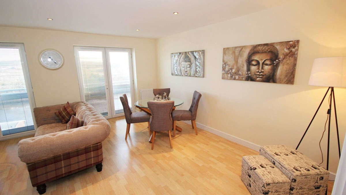 Newcastle-upon-Tyne Apartment | Properties Unique | The View