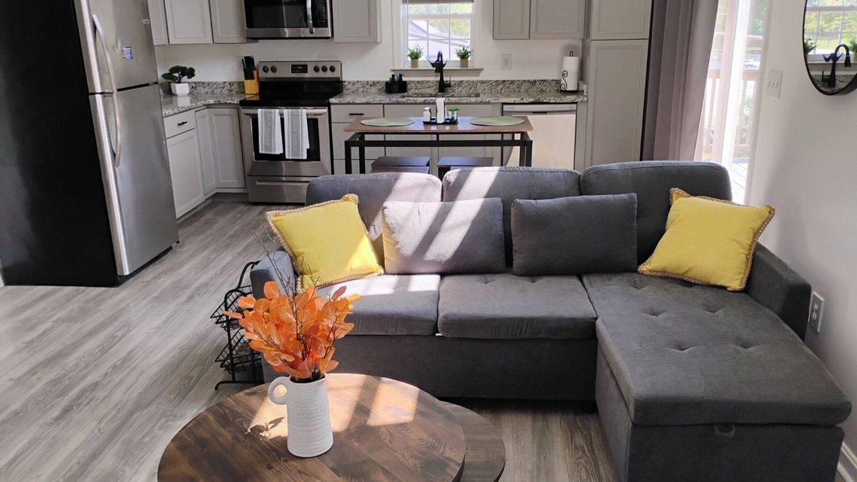 Darlington House | Property between Conowingo & Muddy Run. Ideal for anyone working the Outage.
