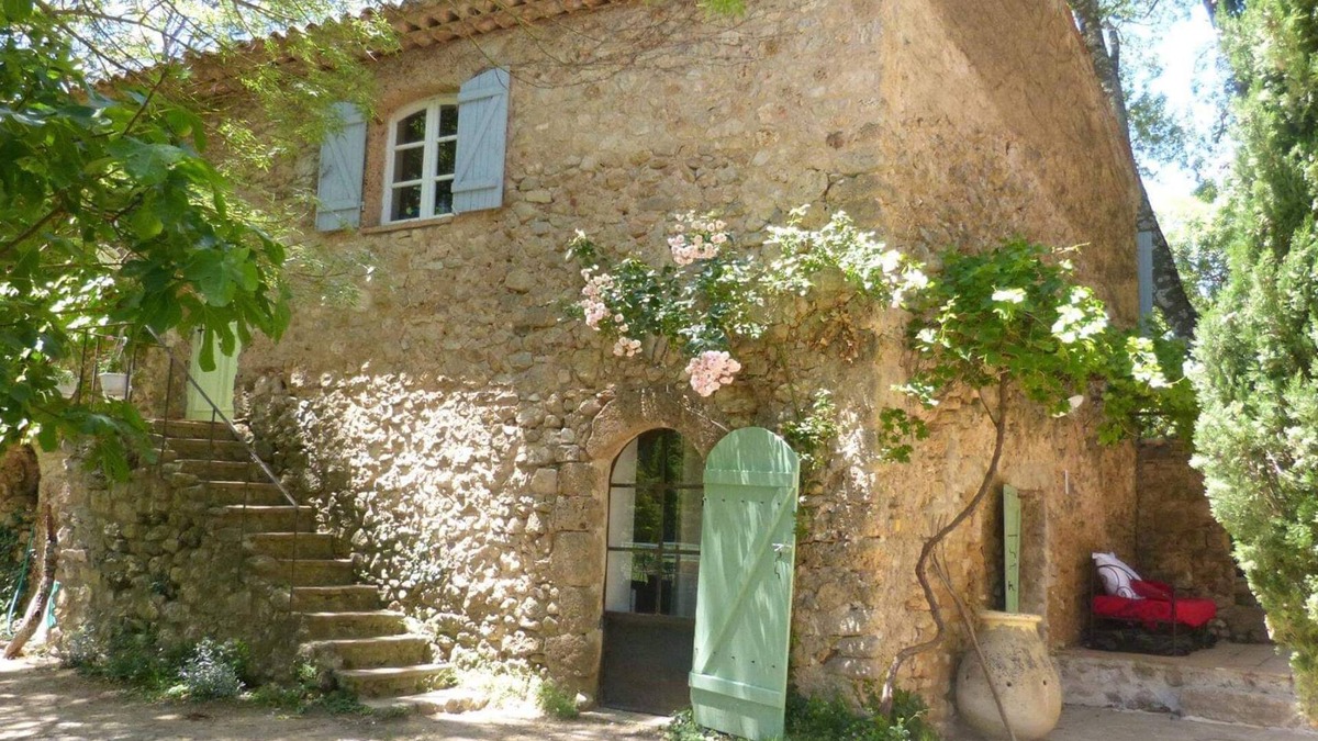 Salernes House | Property *for 8 people- 1.2 hectares-1 pond