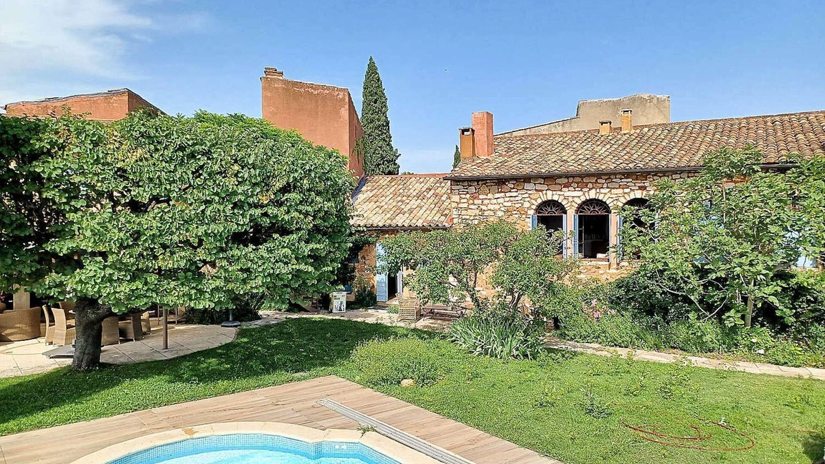 Roussillon House | Property in the heart of the Luberon in an exceptional setting, dog allowed (1)