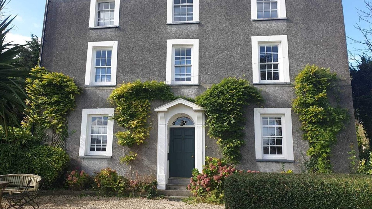 Laugharne Bed & Breakfast | Property looking at Dylan Thomas boat house and Laugharne Castle.