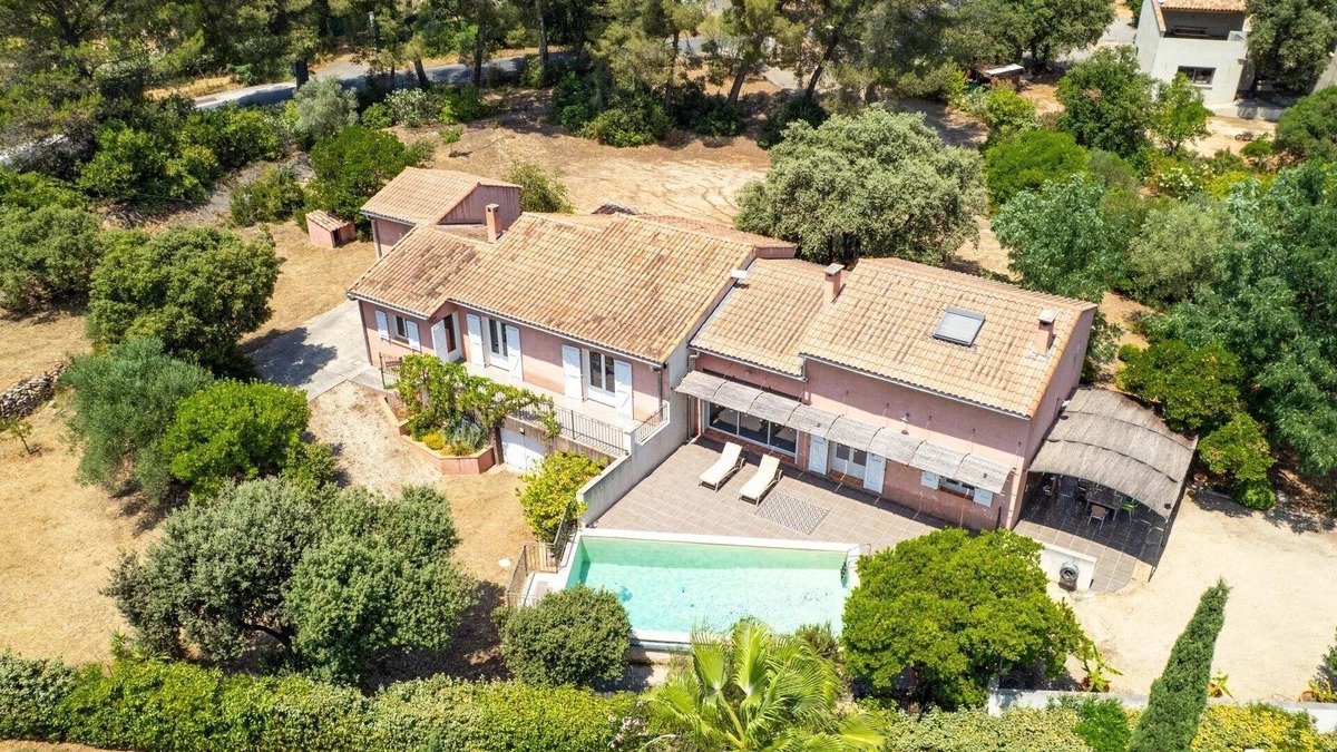 La Cadiere-d'Azur House | Propriété Avec Piscine Proche st Cyr, Bandol, Sanary 200m2