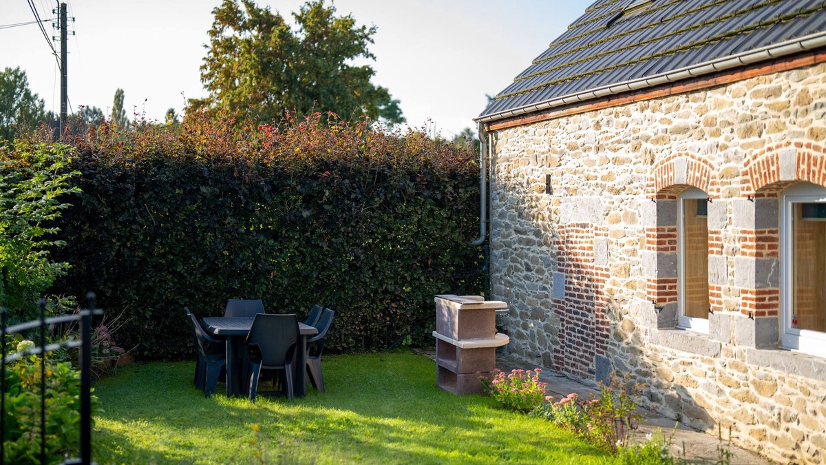 Sivry-Rance House | Propriété de Campagne Rénovée Avec Barbecue, à Proximité Sentiers de Randonnées