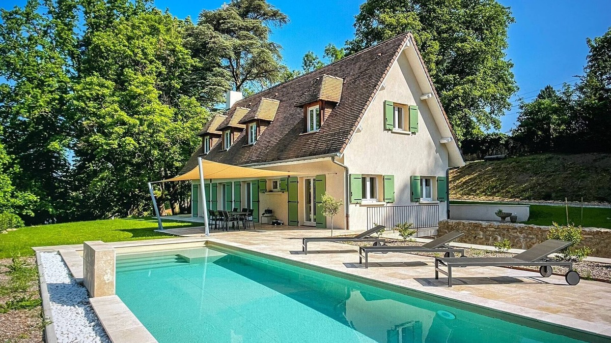 Vienne House | Propriété de Charme Avec Piscine