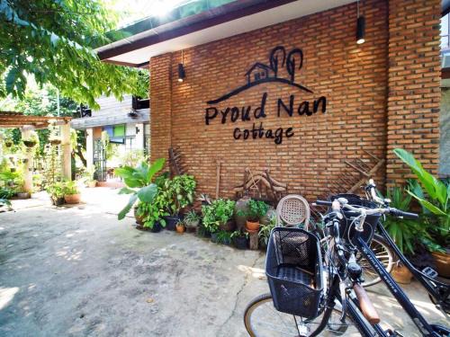 Nan House | Pround Nan Cottage