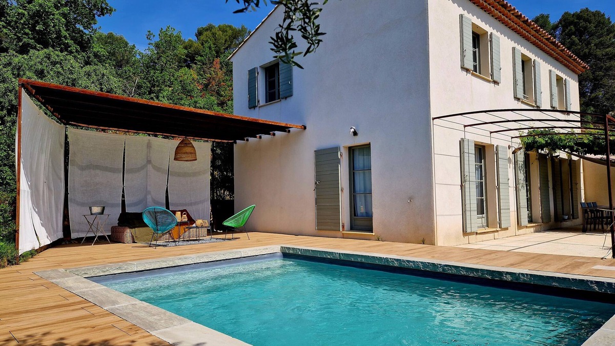 Rognes House | PROVENCAL COUNTRY HOUSE WITH POOL & VIEW