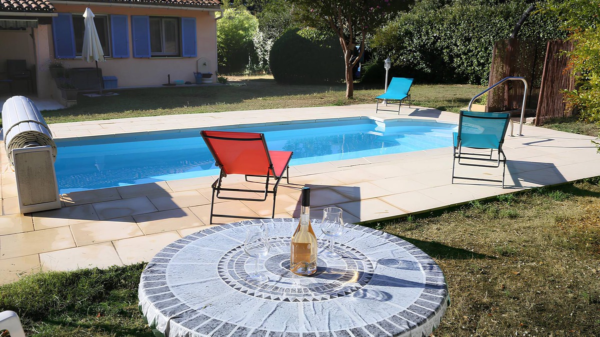 Entrecasteaux House | Provencal getaway: Swimming pools and vineyards